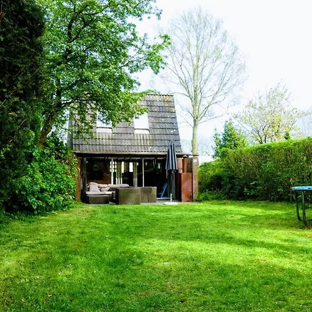 House Near Fishing Waters 度假居