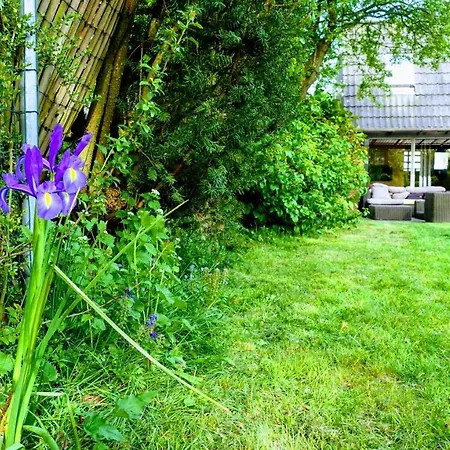 House Near Fishing Waters Oude-Tonge
